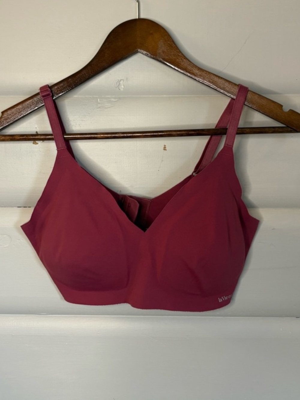 La Vie en Rose Wireless Lightly Lined Comfort Bra Berry Wine L